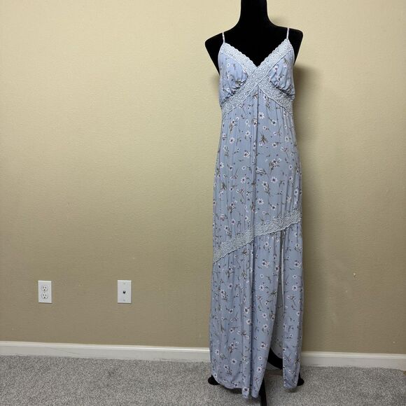 Live To Be Spoiled Maxi Slip Dress Womens Medium Floral Lace V Neck Long Summer - Picture 1 of 16